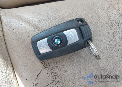 2008 BMW 335I z USA, uszkodzony, nr VIN WBAVB77598NH78483